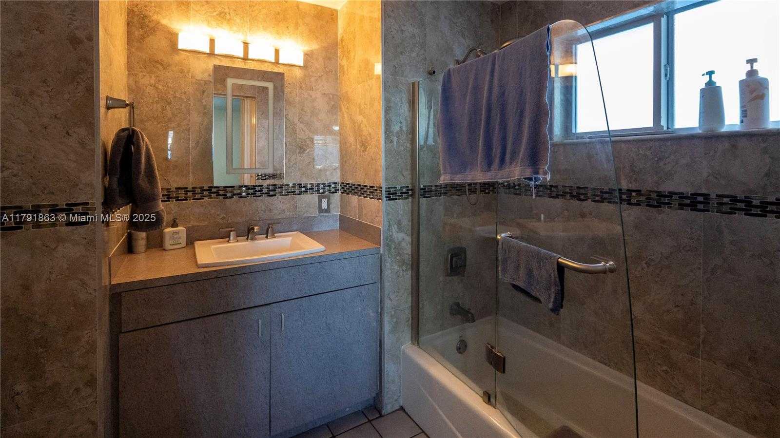 Small Image of 410 SOUTH WEST 31ST AVE, Fort Lauderdale Number 17
