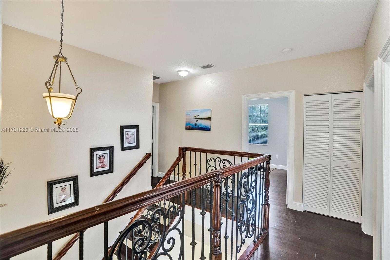 Small Image of 19323 SOUTH WEST 55TH ST, Miramar Number 21