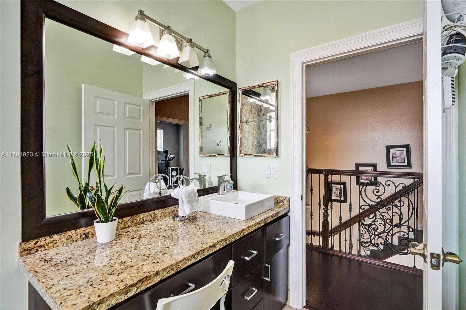 Small Image of 19323 SOUTH WEST 55TH ST, Miramar Number 23