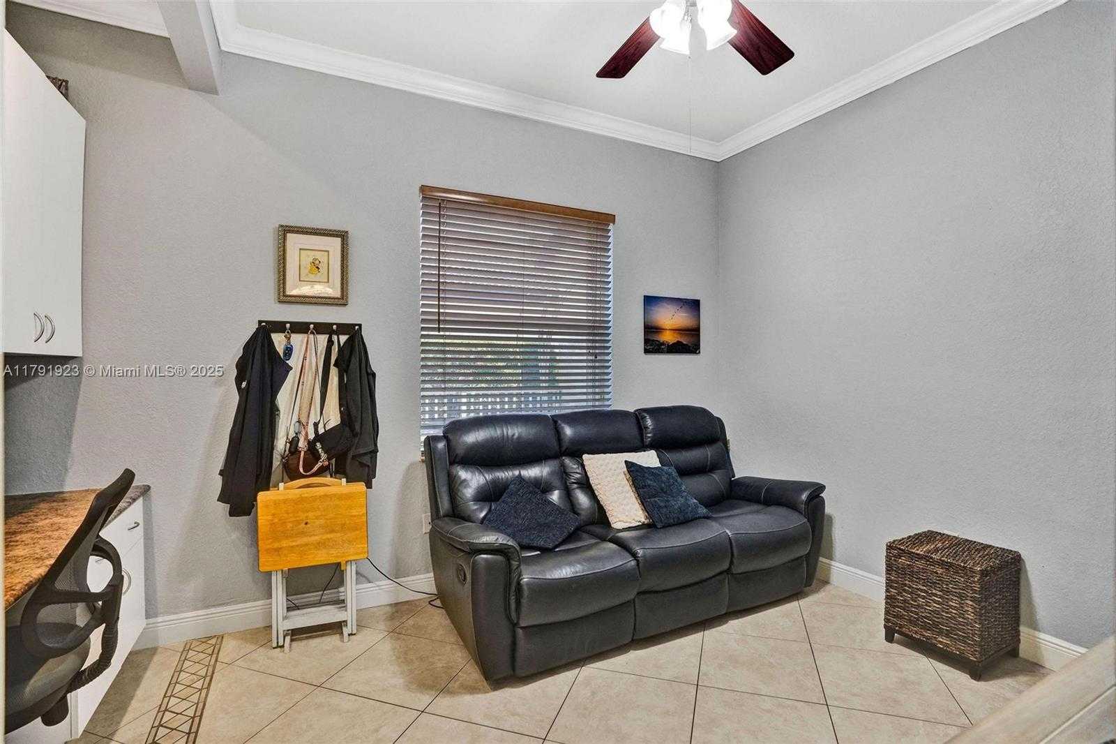 Small Image of 19323 SOUTH WEST 55TH ST, Miramar Number 31
