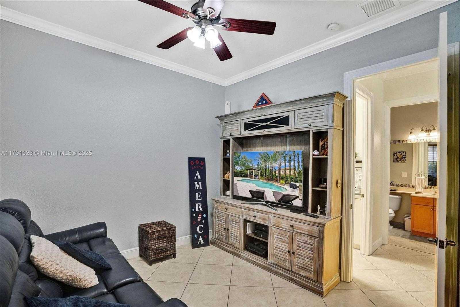 Small Image of 19323 SOUTH WEST 55TH ST, Miramar Number 32
