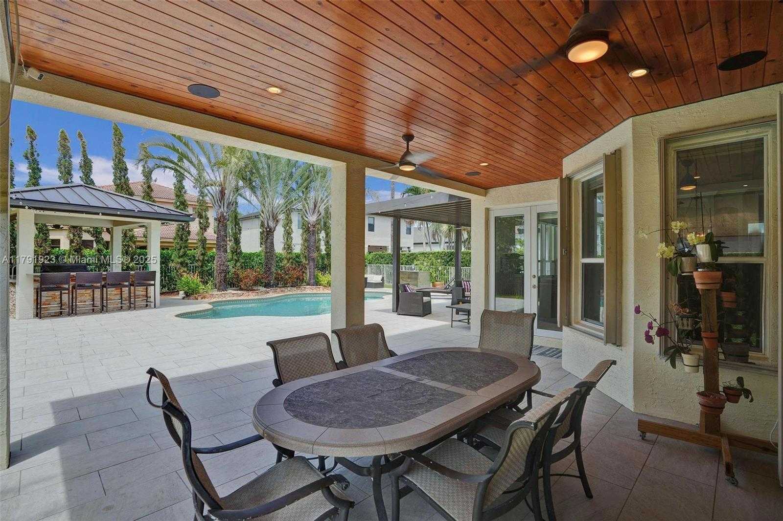 Small Image of 19323 SOUTH WEST 55TH ST, Miramar Number 37