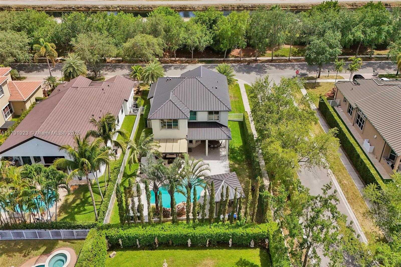 Small Image of 19323 SOUTH WEST 55TH ST, Miramar Number 48