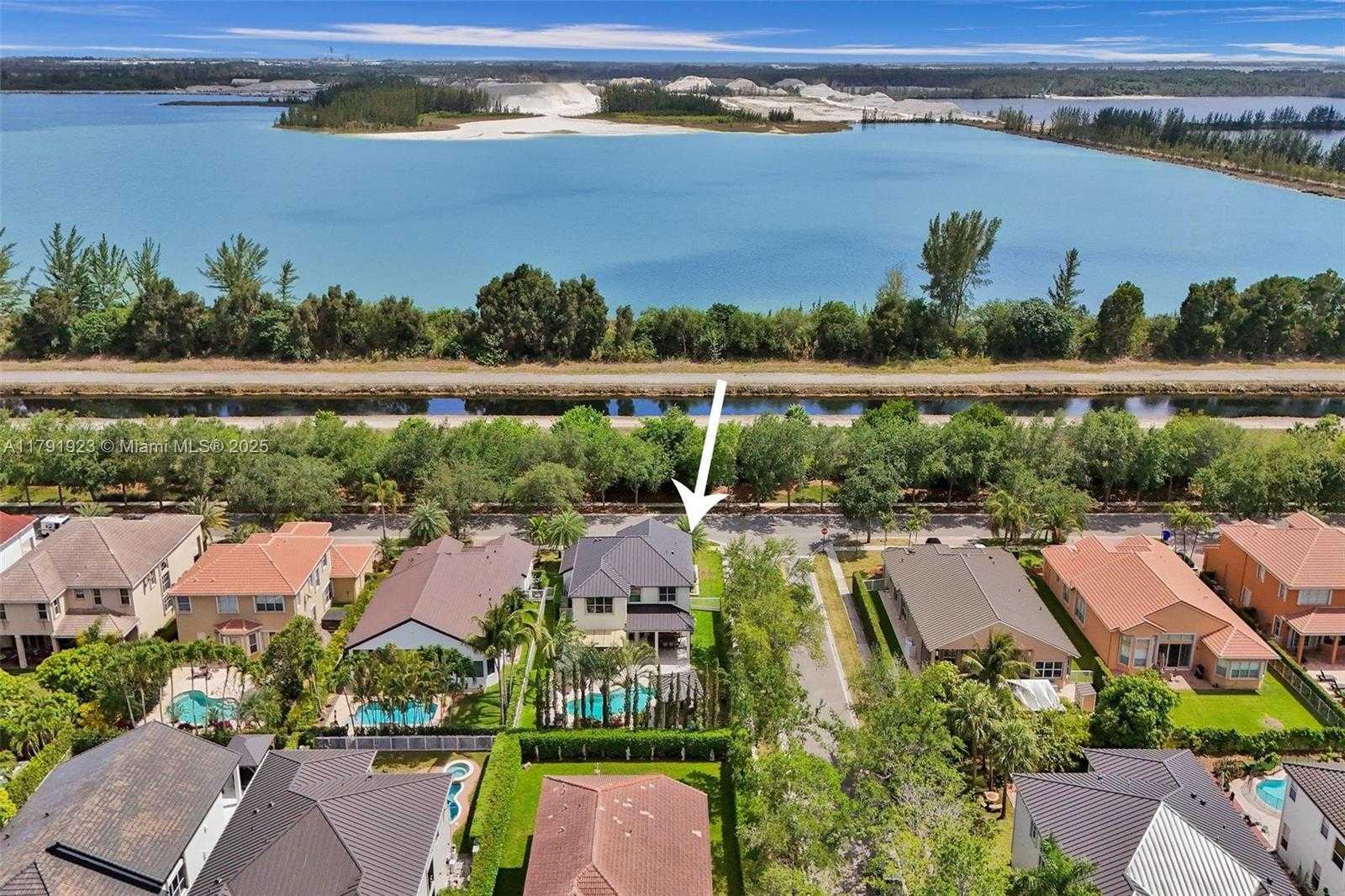 Small Image of 19323 SOUTH WEST 55TH ST, Miramar Number 49
