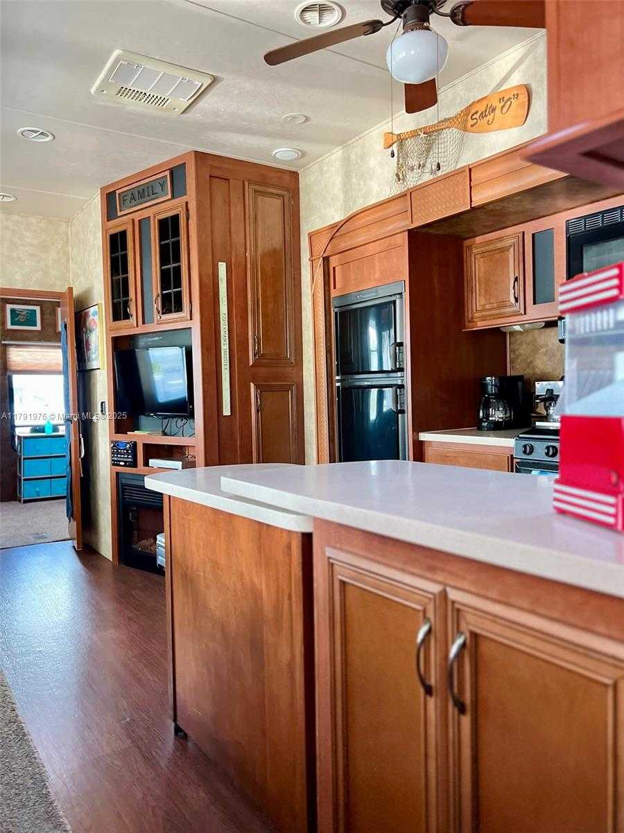 Small Image of 325 CALUSA STREET LOT 245, Key Largo Number 13