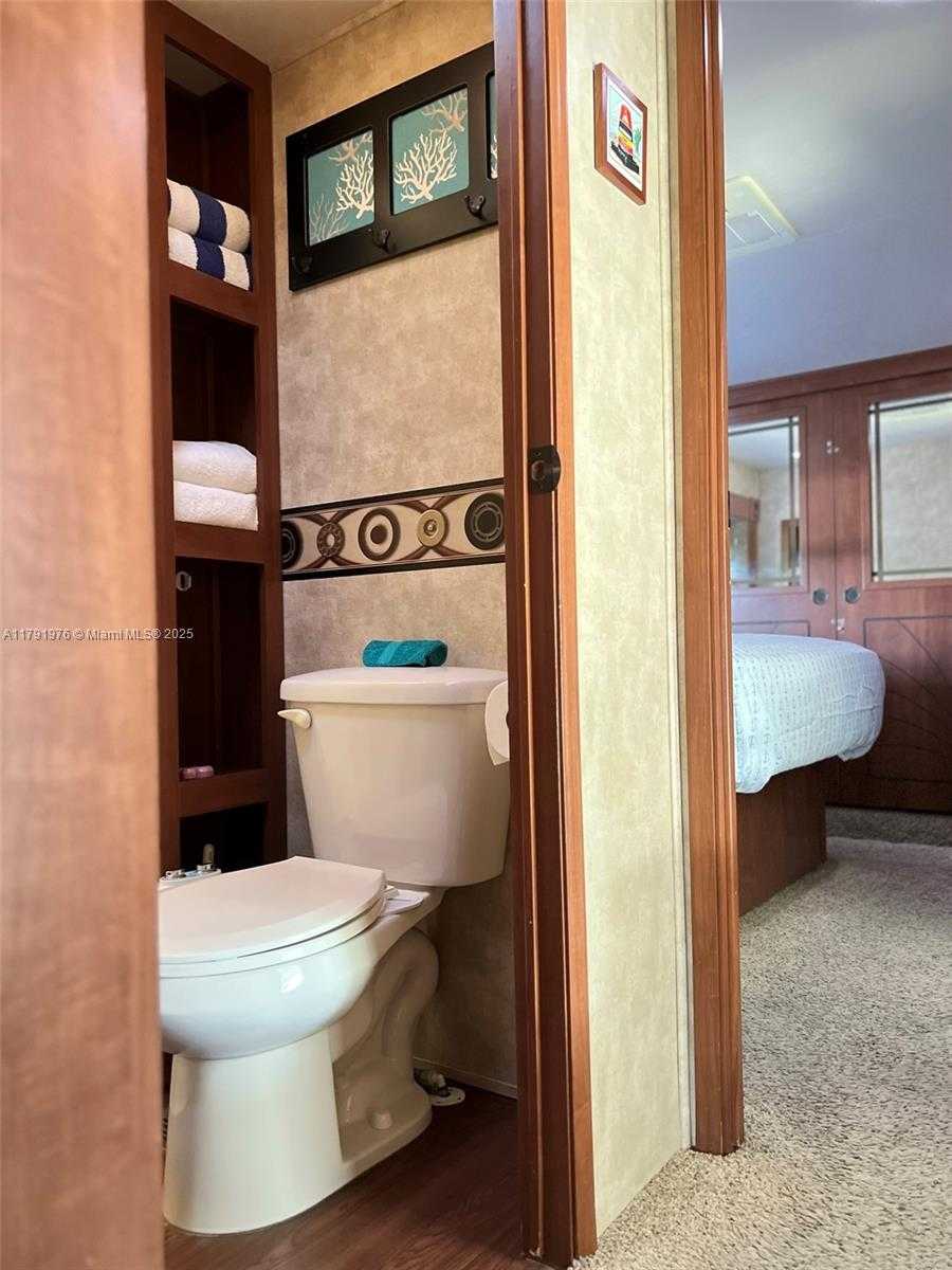 Small Image of 325 CALUSA STREET LOT 245, Key Largo Number 21