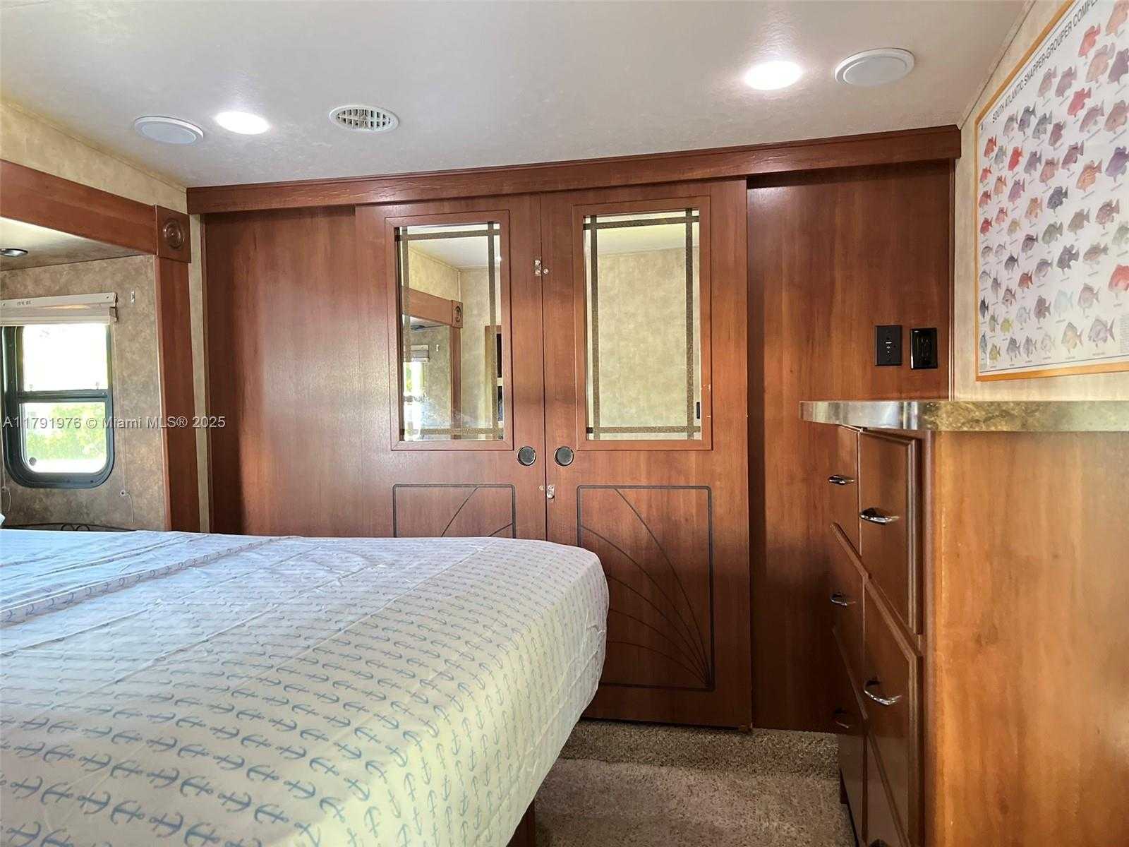 Small Image of 325 CALUSA STREET LOT 245, Key Largo Number 23
