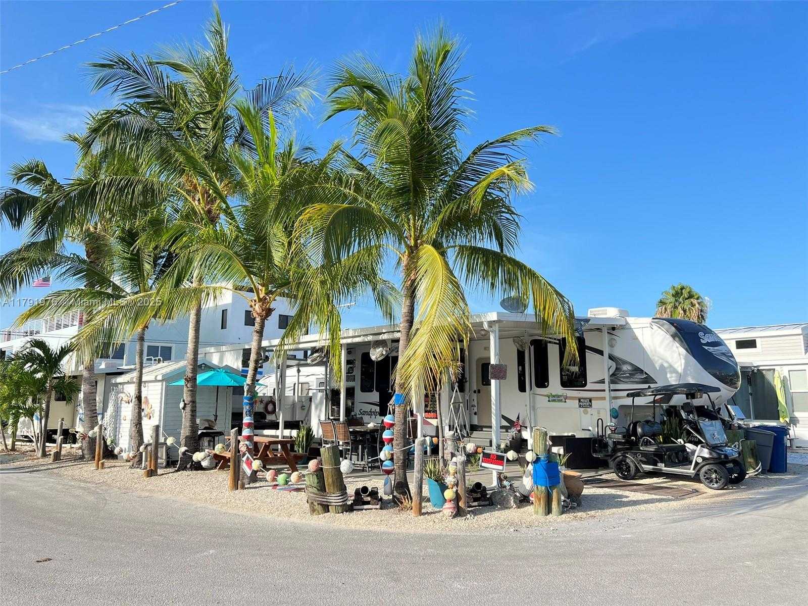 Small Image of 325 CALUSA STREET LOT 245, Key Largo Number 5