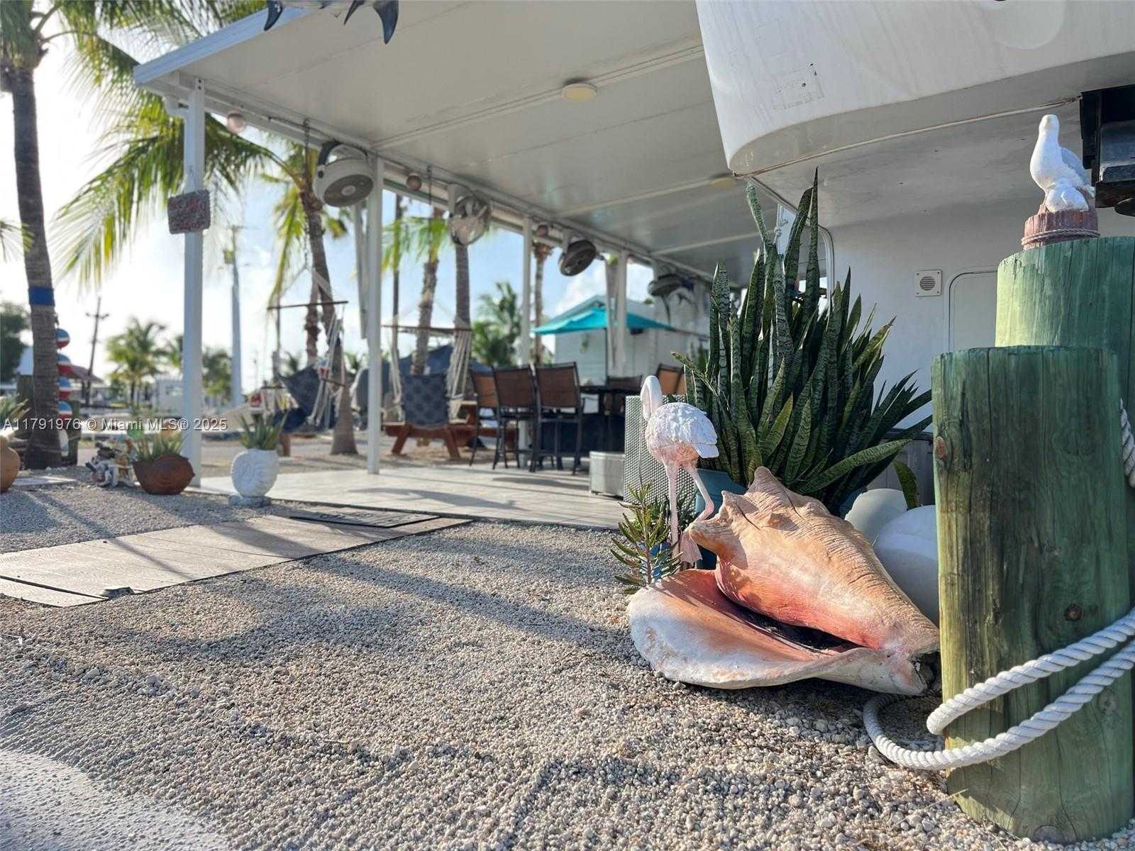 Small Image of 325 CALUSA STREET LOT 245, Key Largo Number 6