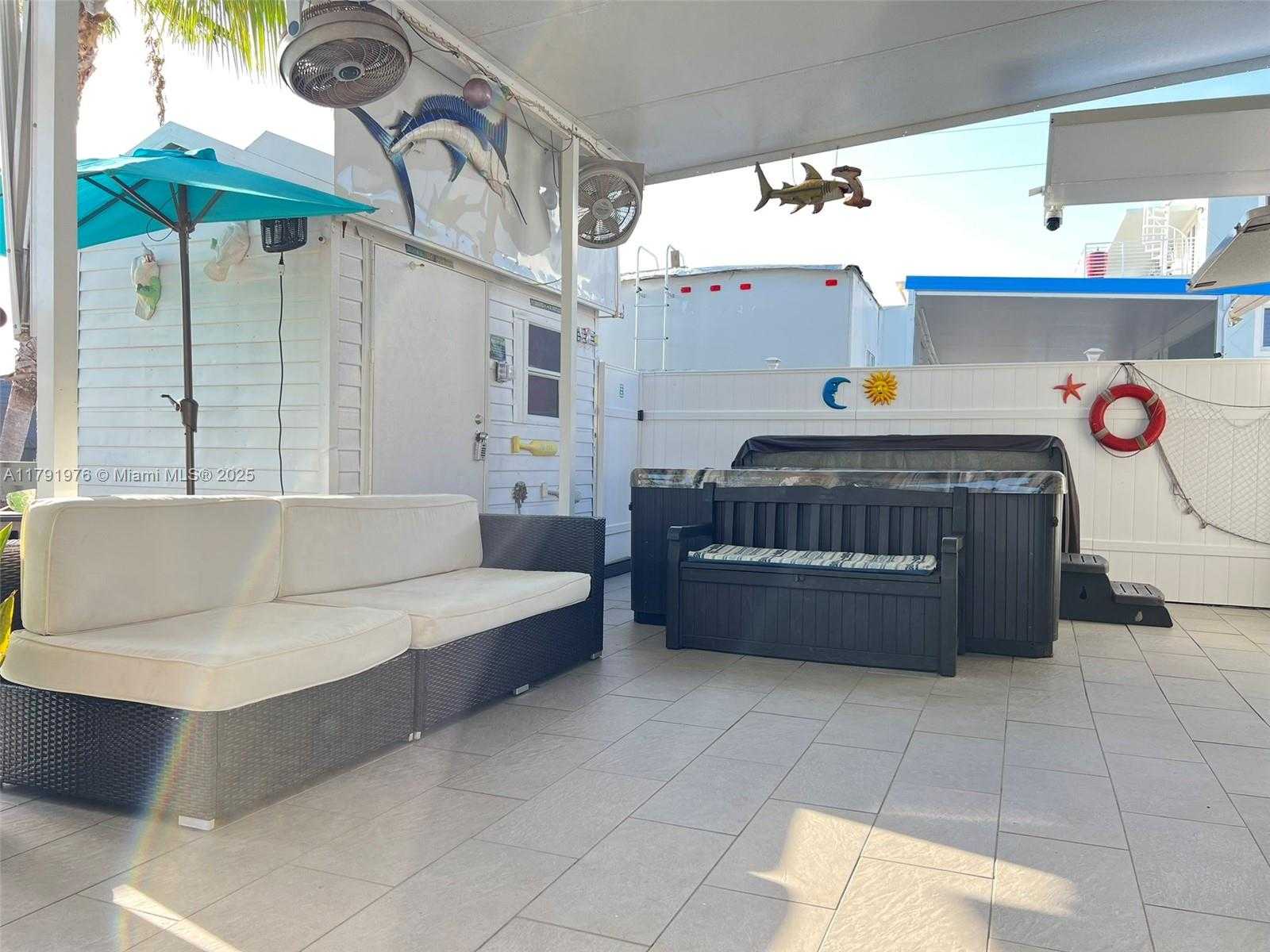 Small Image of 325 CALUSA STREET LOT 245, Key Largo Number 9
