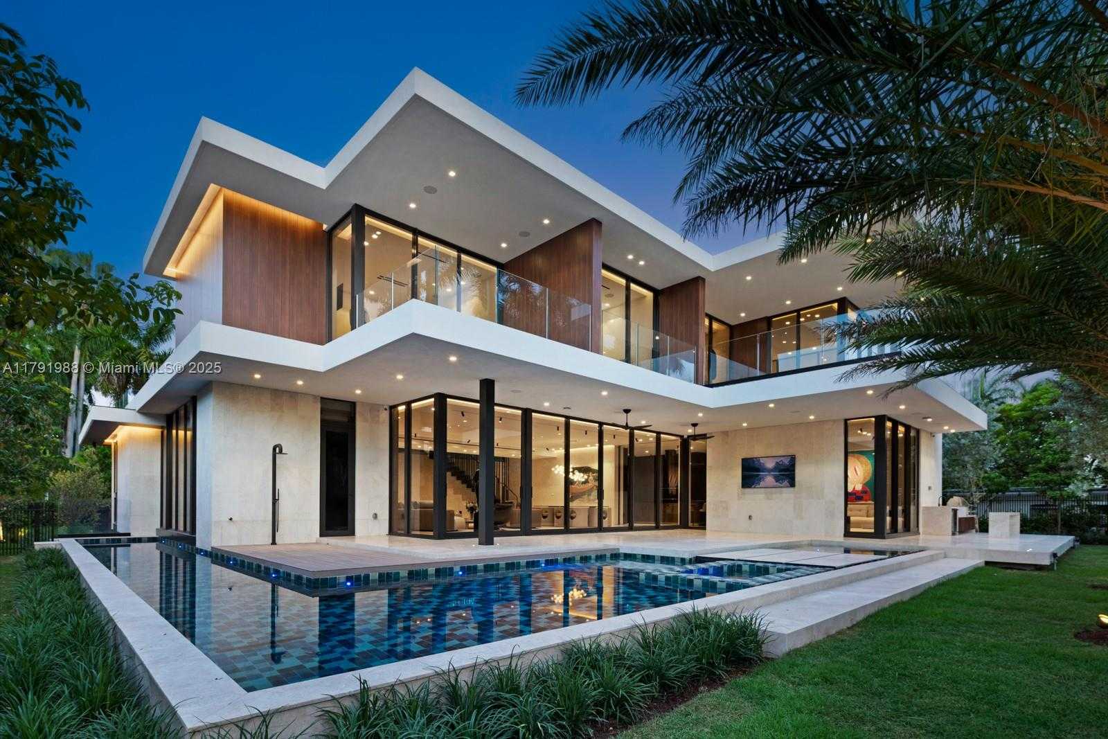 Small Image of 1800 WEST 27TH STREET, Miami Beach Number 13