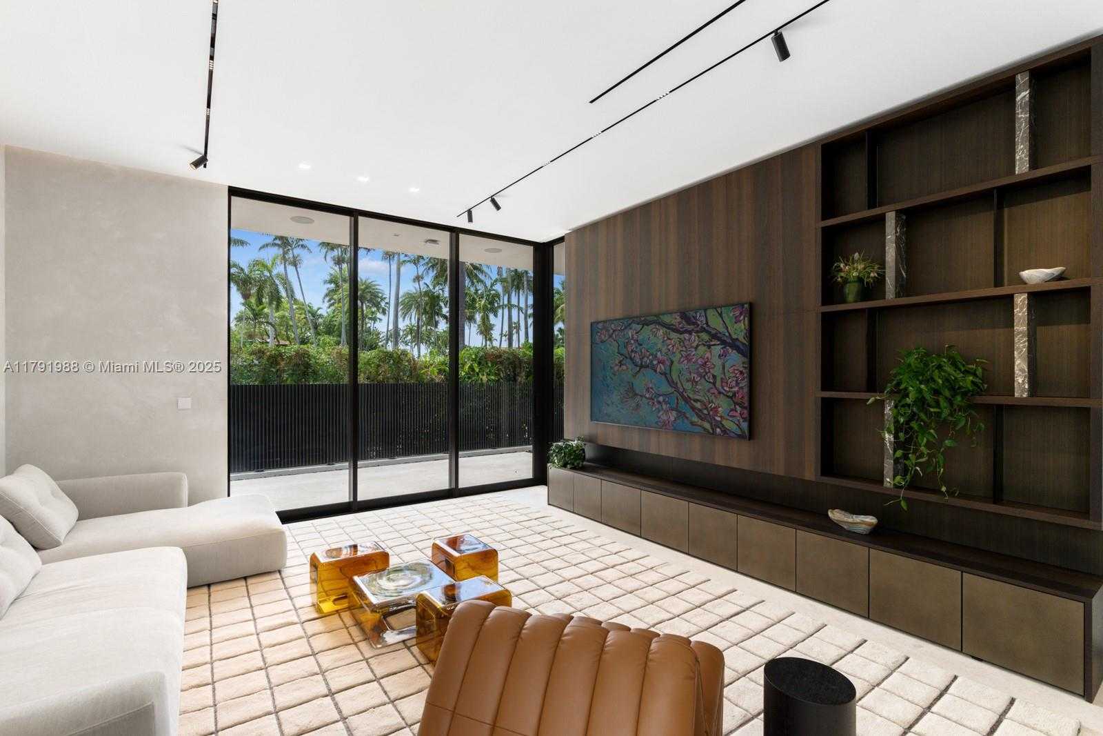 Small Image of 1800 WEST 27TH STREET, Miami Beach Number 33