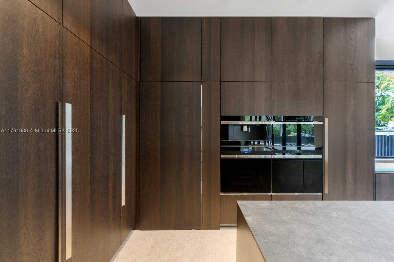 Small Image of 1800 WEST 27TH STREET, Miami Beach Number 34