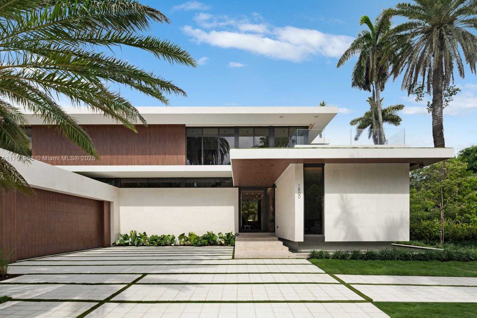 Small Image of 1800 WEST 27TH STREET, Miami Beach Number 4