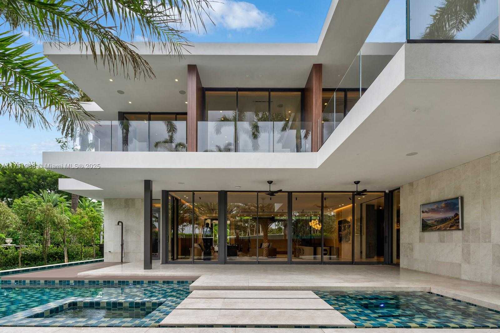 Small Image of 1800 WEST 27TH STREET, Miami Beach Number 6