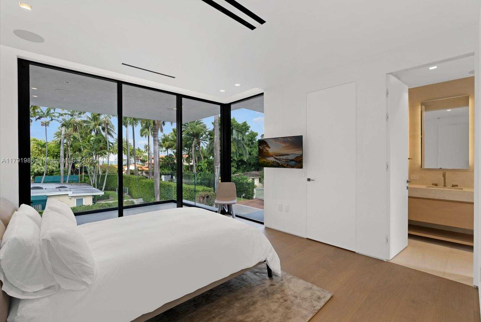 Small Image of 1800 WEST 27TH STREET, Miami Beach Number 63