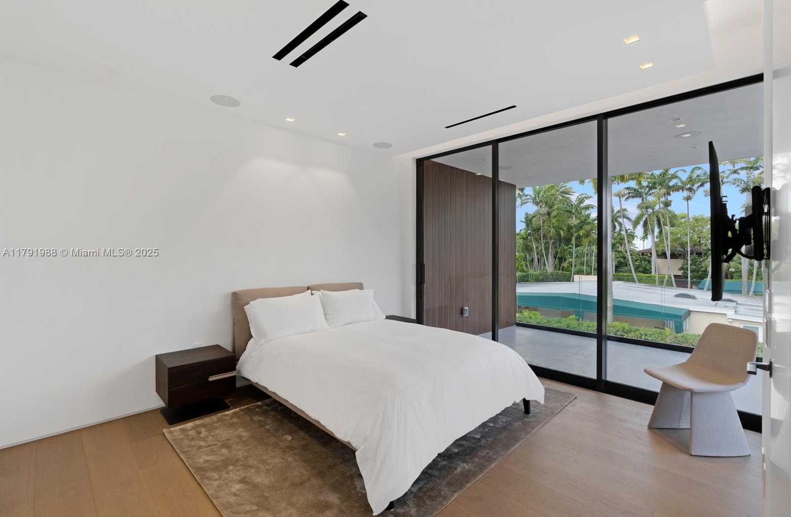Small Image of 1800 WEST 27TH STREET, Miami Beach Number 64