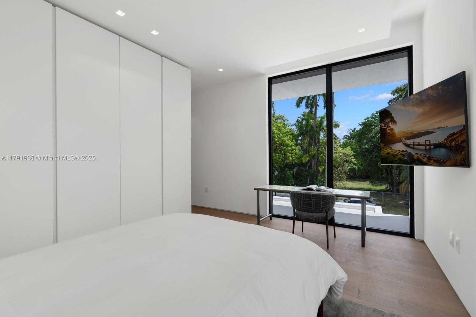 Small Image of 1800 WEST 27TH STREET, Miami Beach Number 76