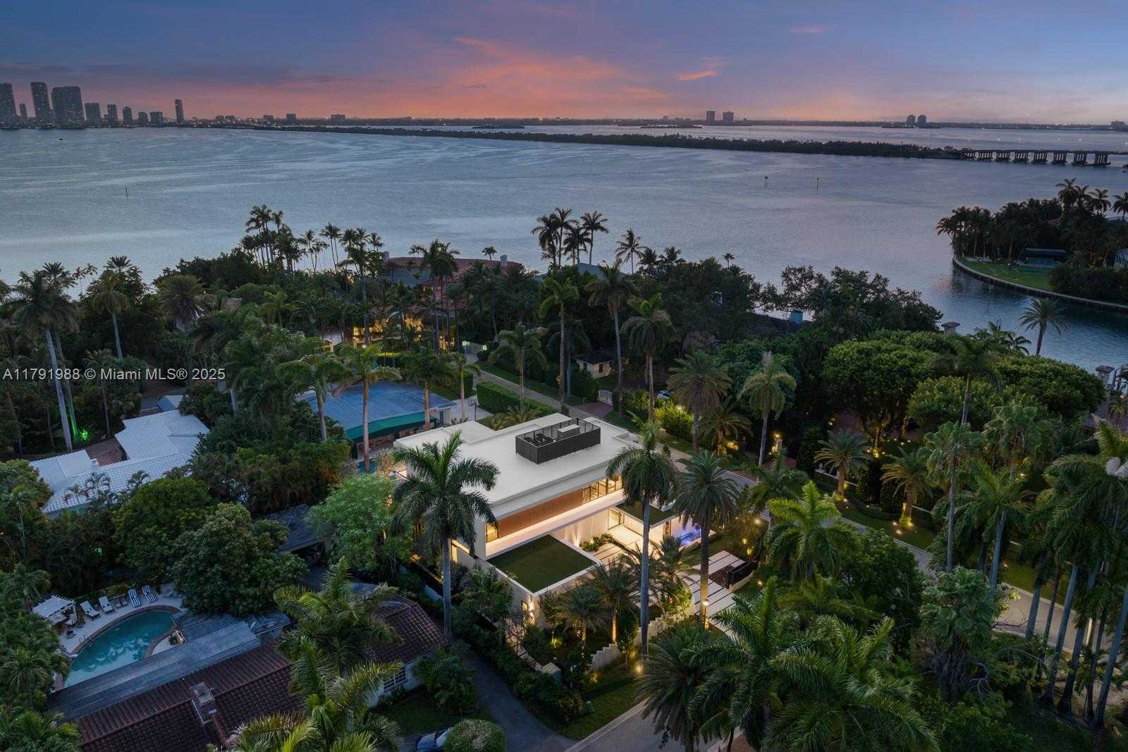 Small Image of 1800 WEST 27TH STREET, Miami Beach Number 87