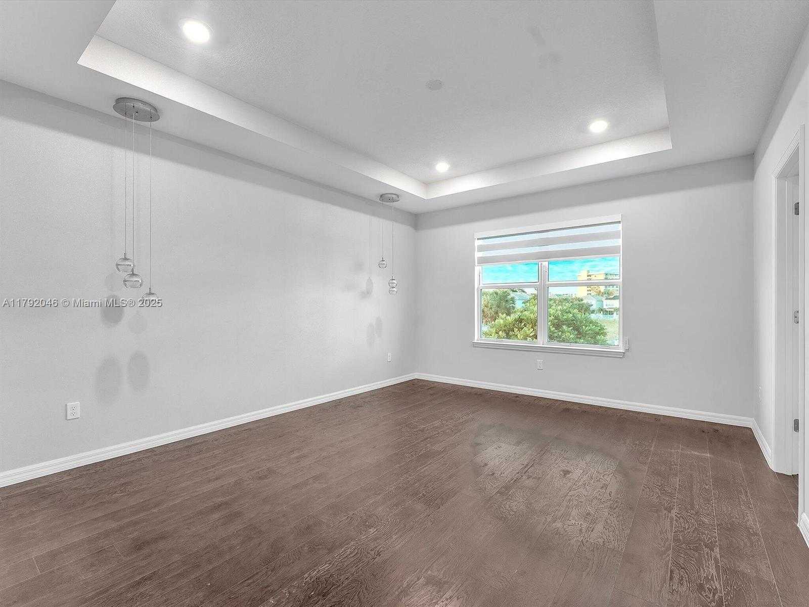Small Image of 4317 FICUS ST, Hollywood Number 11