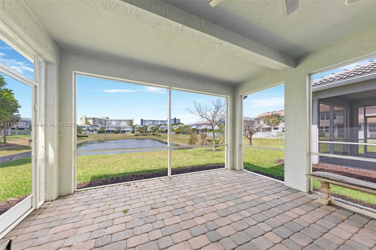 Small Image of 4317 FICUS ST, Hollywood Number 20