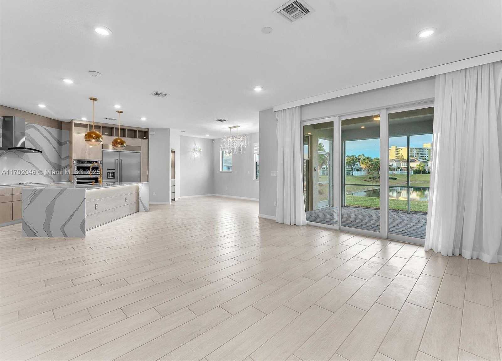 Small Image of 4317 FICUS ST, Hollywood Number 5