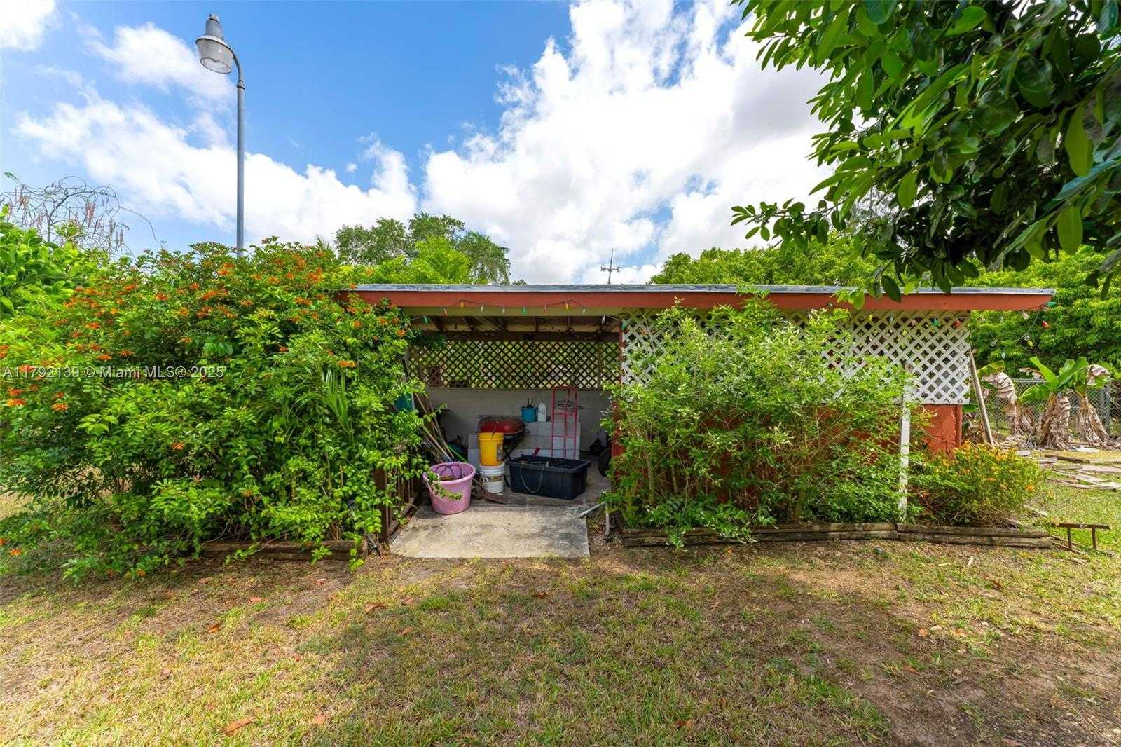 Small Image of 29425 SOUTH WEST 182ND AVE, Homestead Number 28
