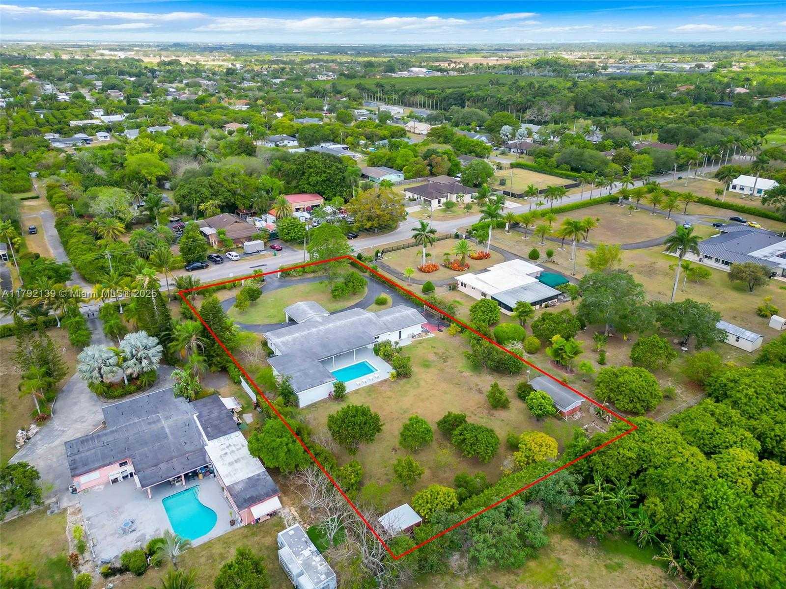 Small Image of 29425 SOUTH WEST 182ND AVE, Homestead Number 31