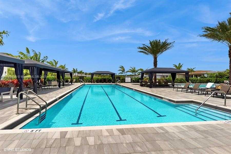 Small Image of 8350 ROYAL COUNTY DOWN RD, Boca Raton Number 43