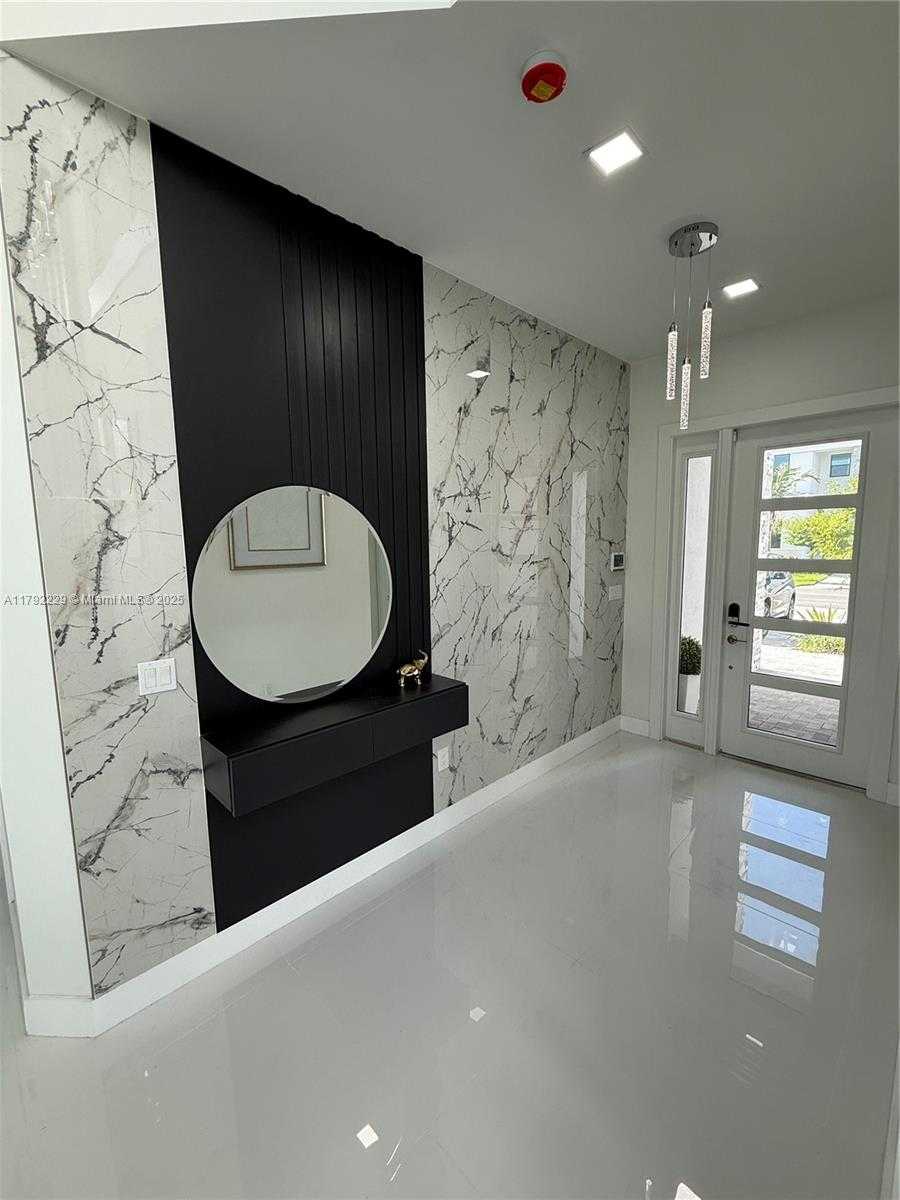 Small Image of 8350 ROYAL COUNTY DOWN RD, Boca Raton Number 51