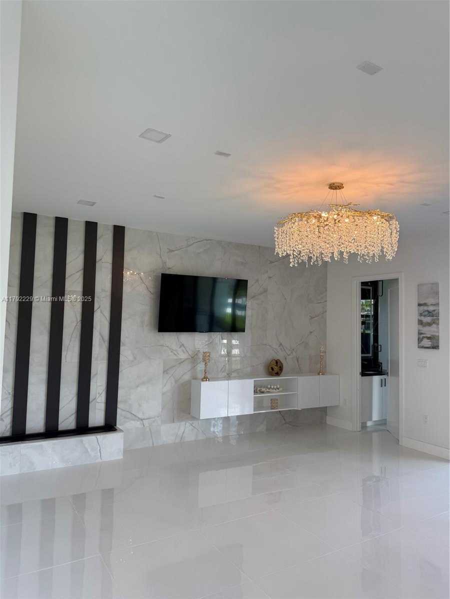 Small Image of 8350 ROYAL COUNTY DOWN RD, Boca Raton Number 58