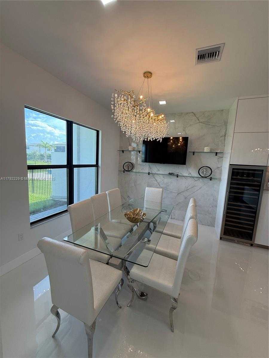 Small Image of 8350 ROYAL COUNTY DOWN RD, Boca Raton Number 59
