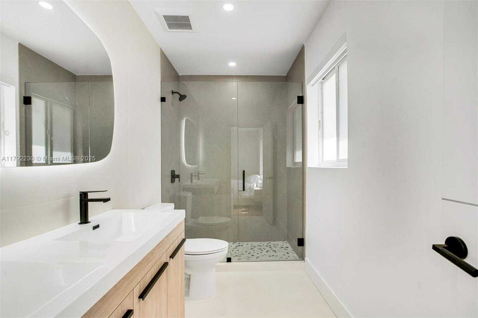 Small Image of 102 NORTH EAST 94TH ST, Miami Shores Number 17