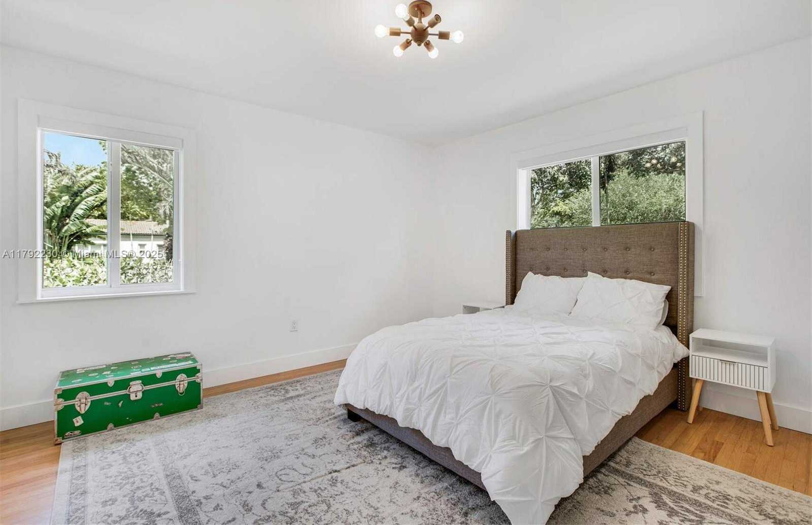 Small Image of 102 NORTH EAST 94TH ST, Miami Shores Number 21