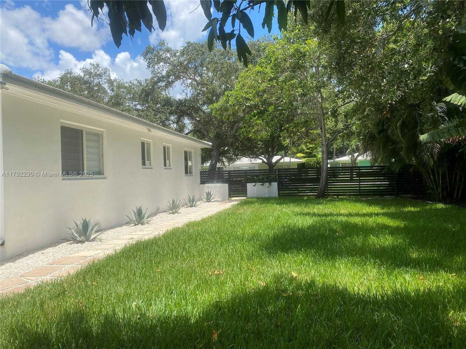 Small Image of 102 NORTH EAST 94TH ST, Miami Shores Number 27