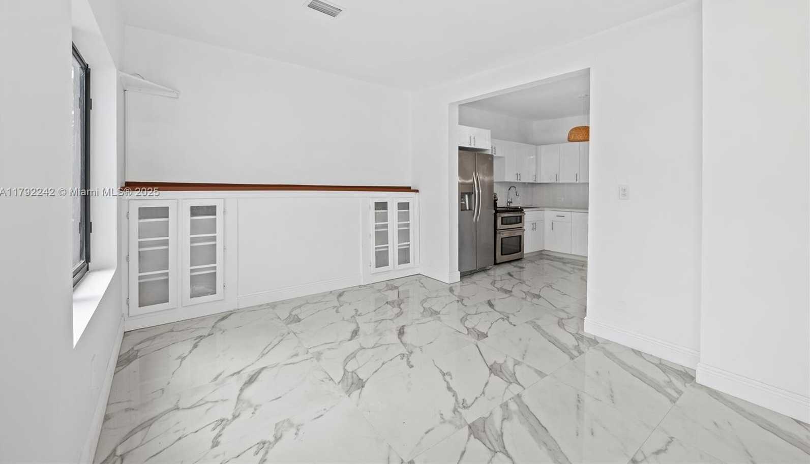 Small Image of 1683 NORTH EAST 168TH ST, North Miami Beach Number 7