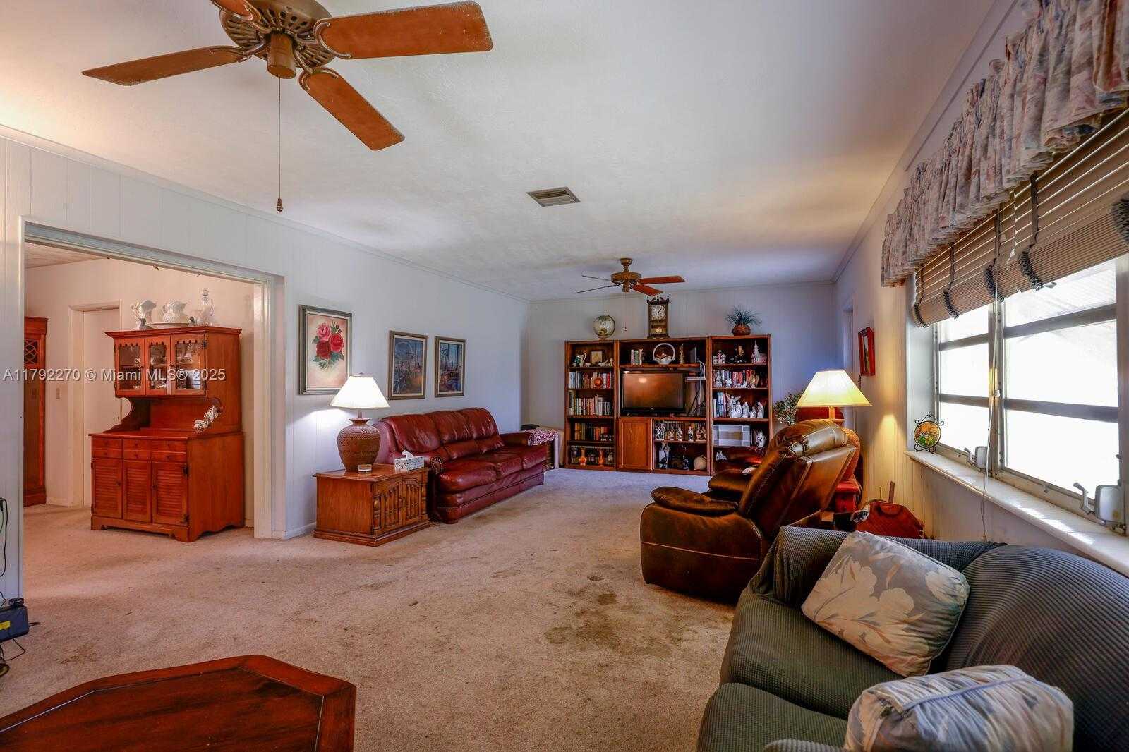 Small Image of 1005 NORTH EAST 13TH AVE, Homestead Number 10