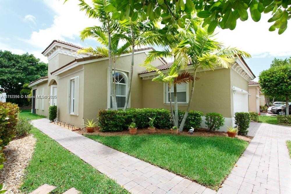 Small Image of 1640 NORTH EAST 37TH AVE, Homestead Number 2
