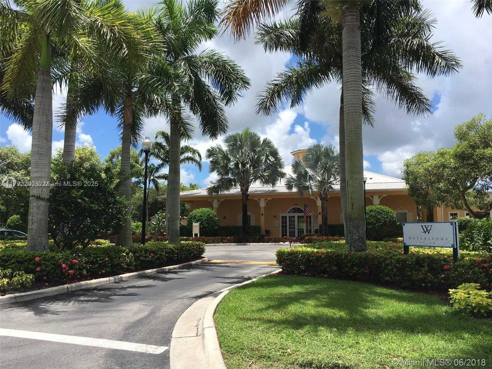 Small Image of 1640 NORTH EAST 37TH AVE, Homestead Number 33