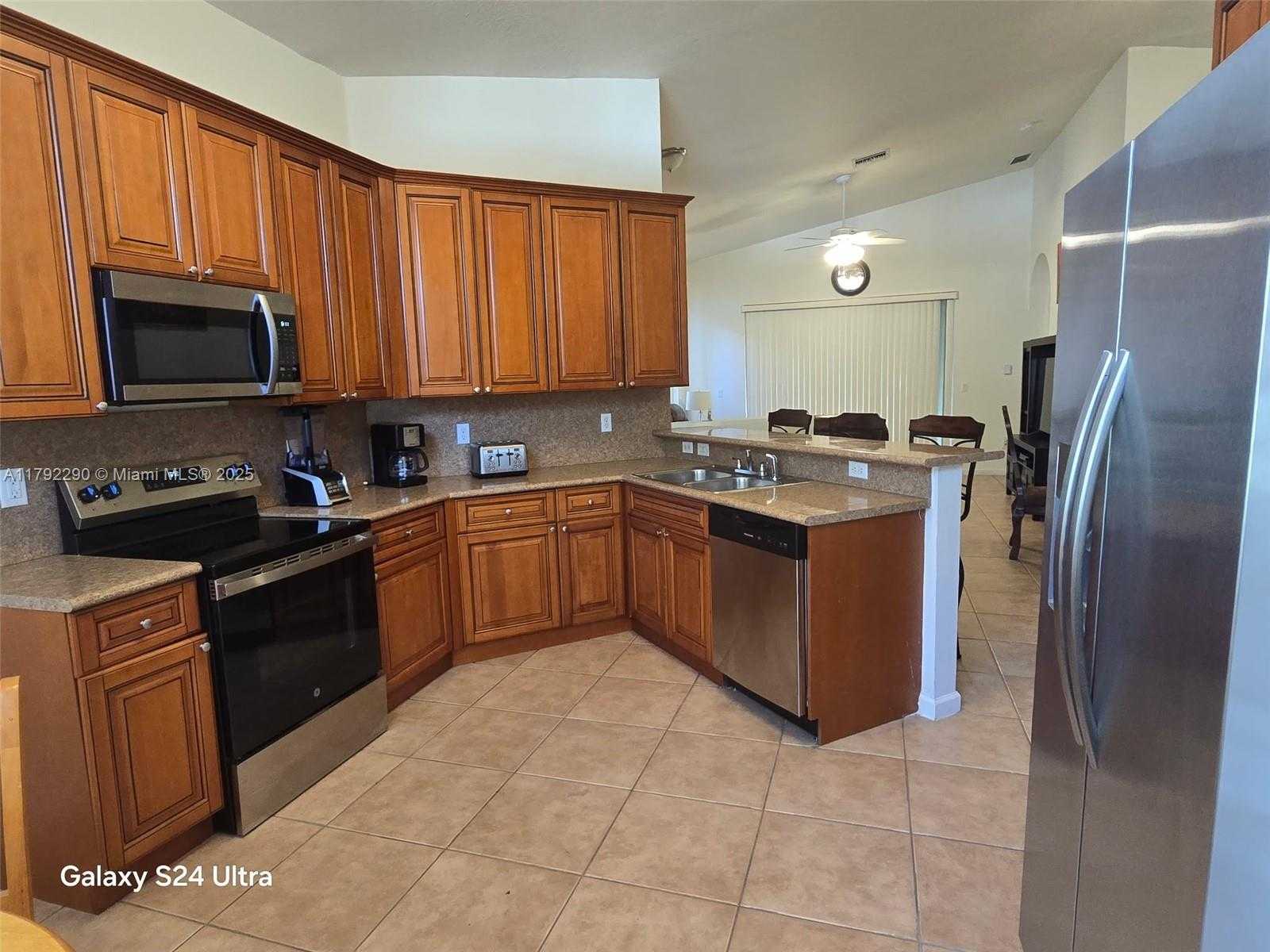 Small Image of 1640 NORTH EAST 37TH AVE, Homestead Number 7