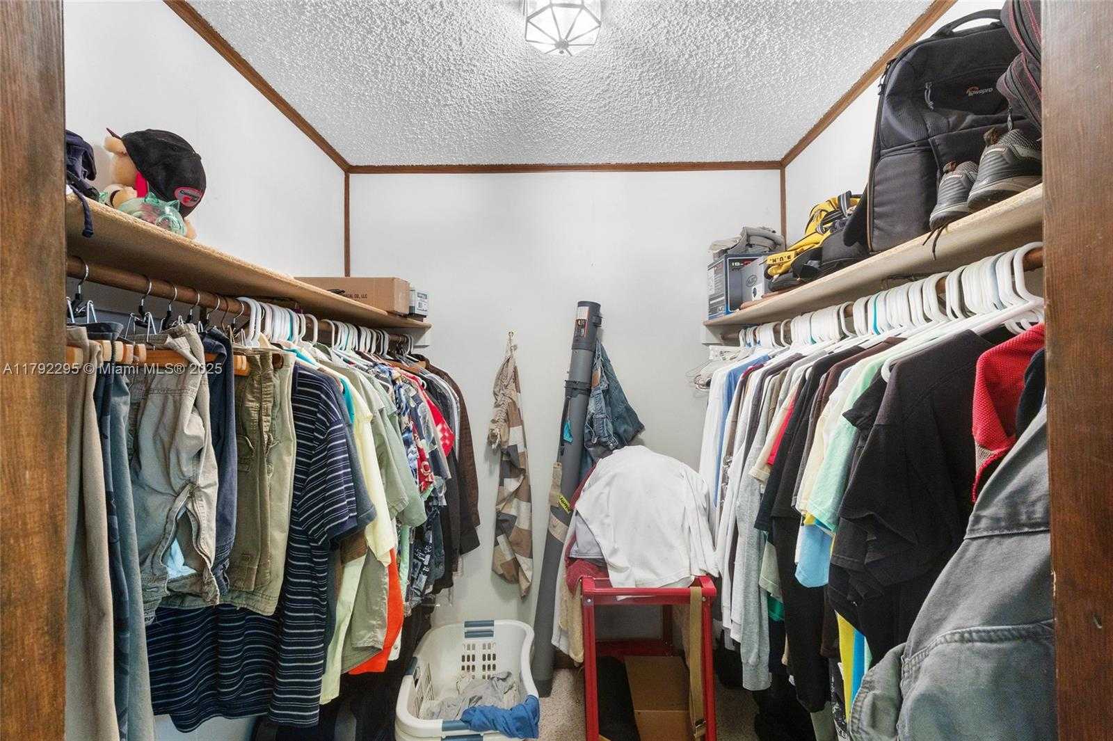 Small Image of 8261 SOUTH WEST 186TH ST, Cutler Bay Number 34