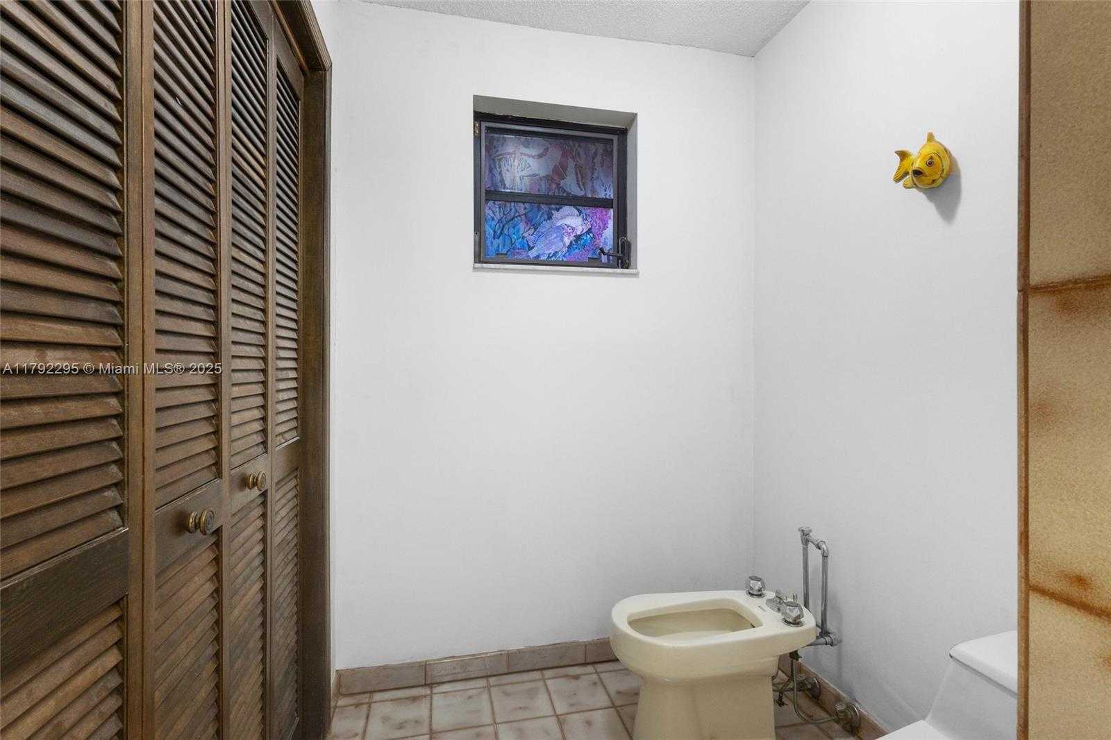 Small Image of 8261 SOUTH WEST 186TH ST, Cutler Bay Number 35
