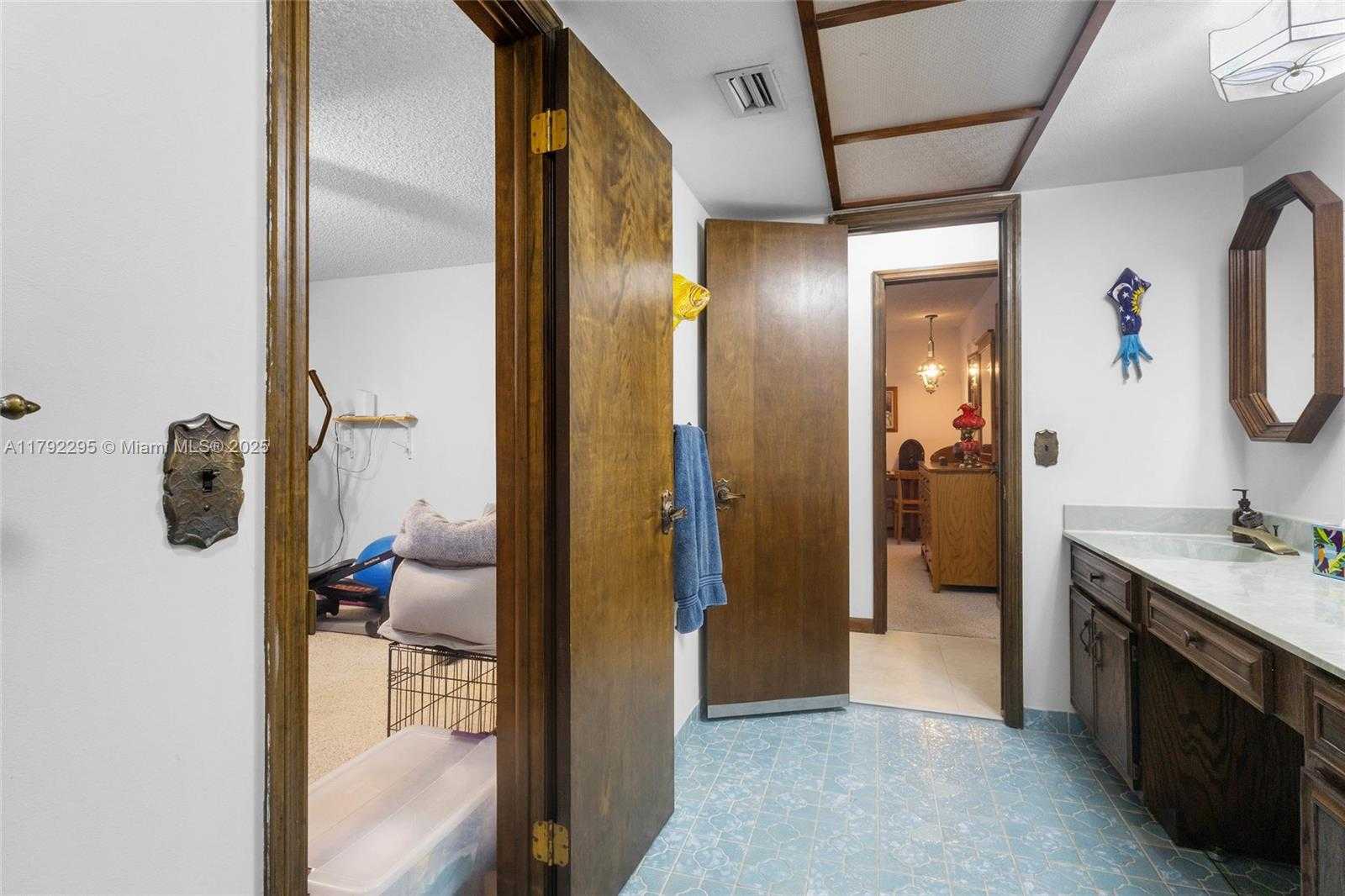 Small Image of 8261 SOUTH WEST 186TH ST, Cutler Bay Number 38