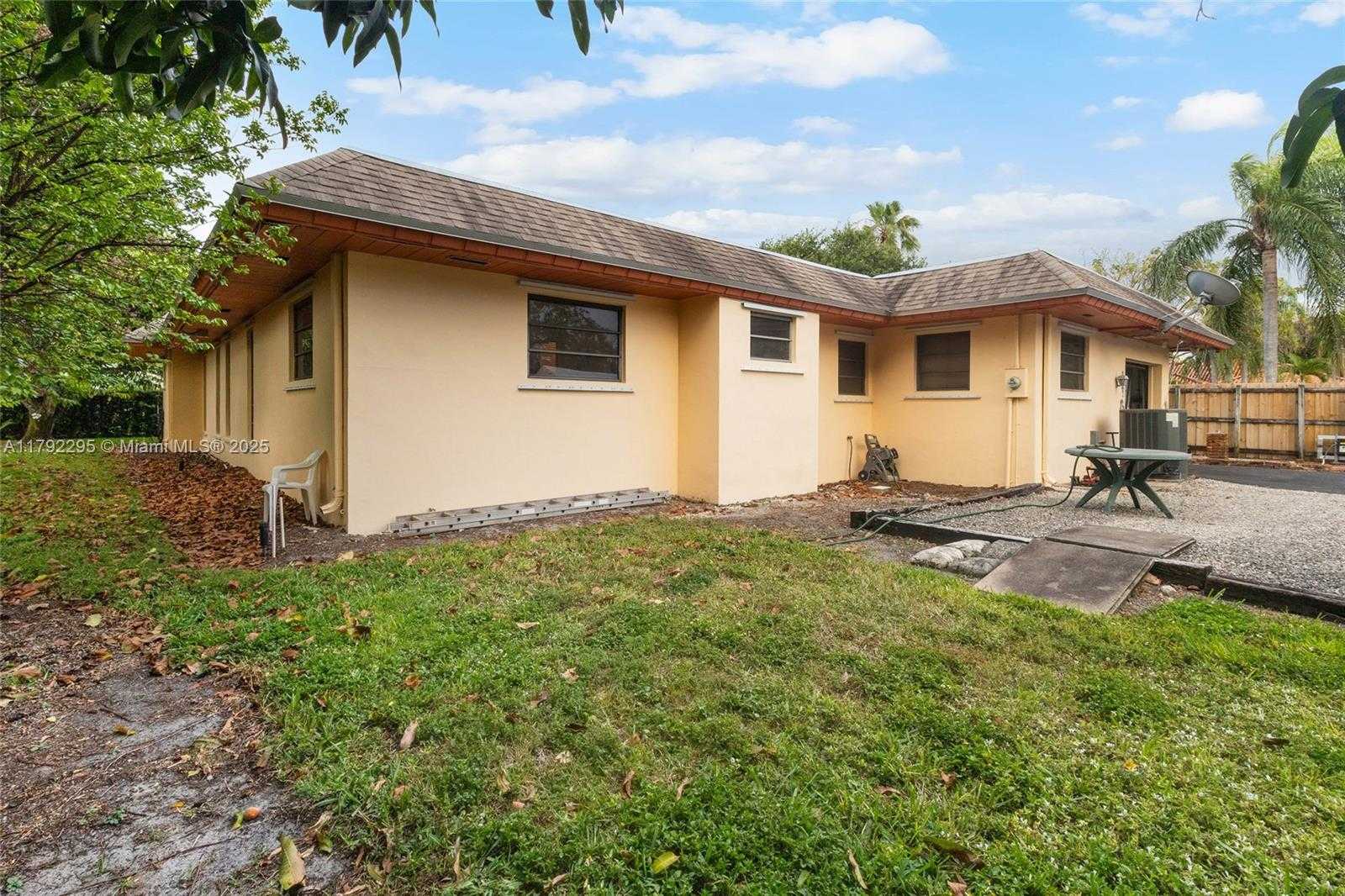 Small Image of 8261 SOUTH WEST 186TH ST, Cutler Bay Number 50