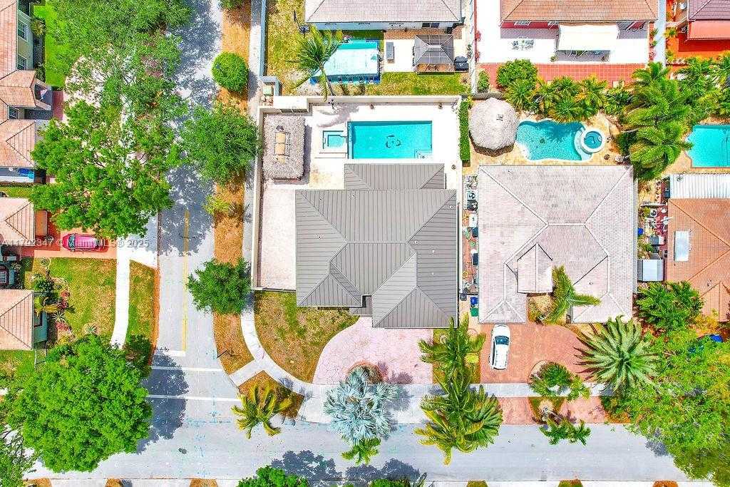 Small Image of 16732 NORTH WEST 89TH PL, Miami Lakes Number 18