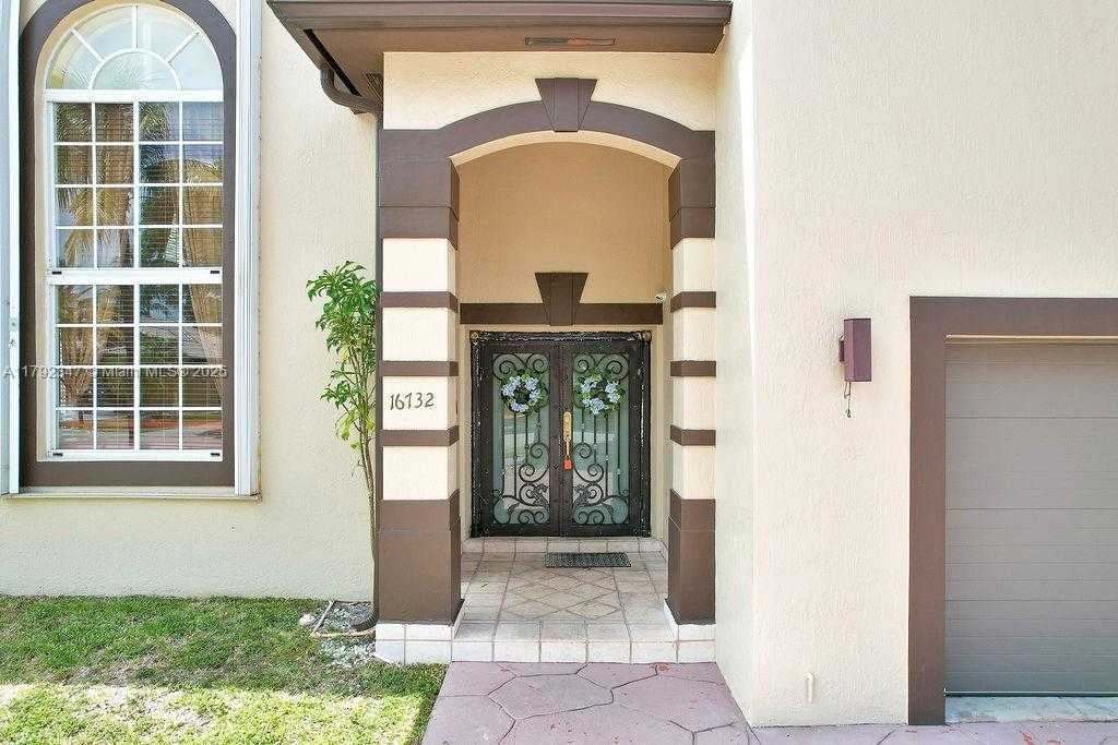 Small Image of 16732 NORTH WEST 89TH PL, Miami Lakes Number 2