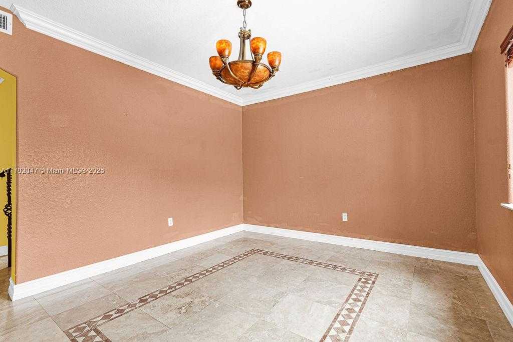 Small Image of 16732 NORTH WEST 89TH PL, Miami Lakes Number 25