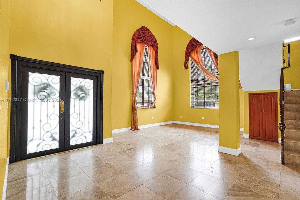 Small Image of 16732 NORTH WEST 89TH PL, Miami Lakes Number 28