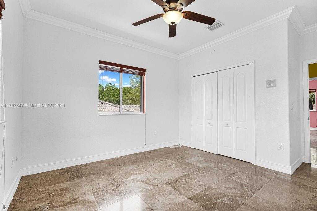 Small Image of 16732 NORTH WEST 89TH PL, Miami Lakes Number 54