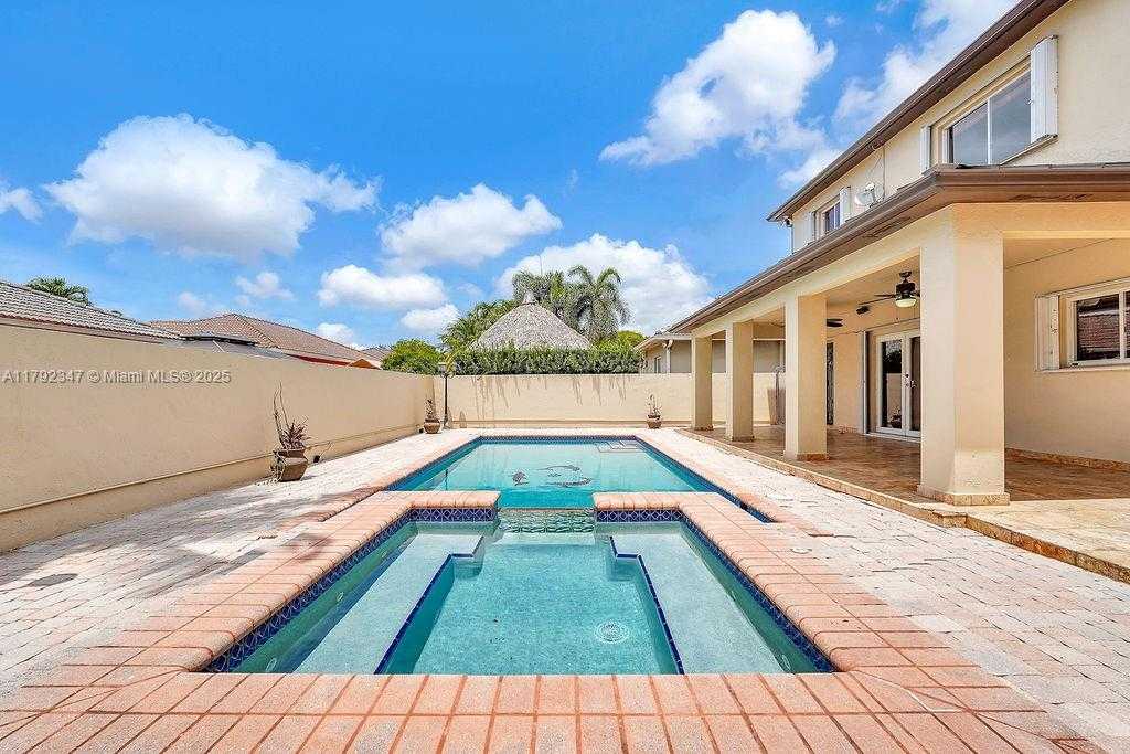 Small Image of 16732 NORTH WEST 89TH PL, Miami Lakes Number 57